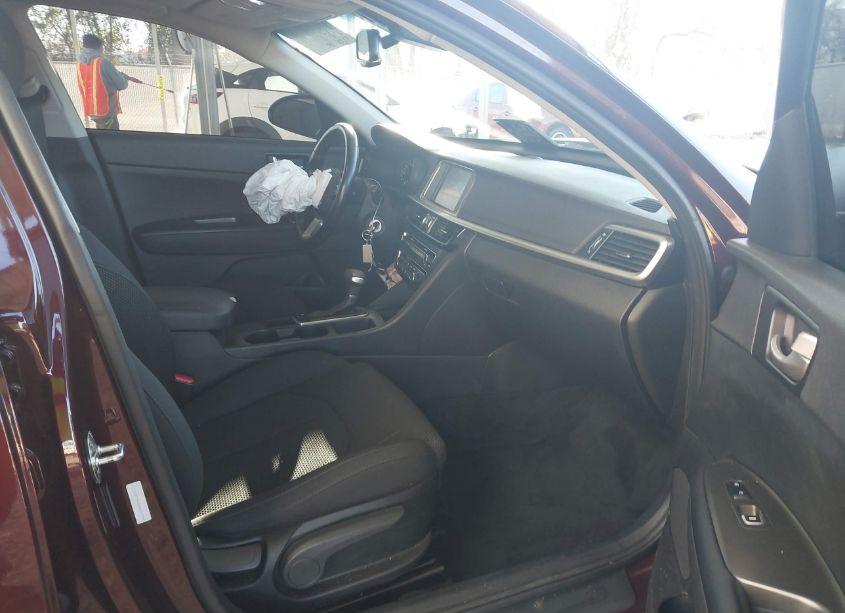 Photo 5 of 2019 Kia Optima LX (VIN 5XXGT4L3XKG300794)