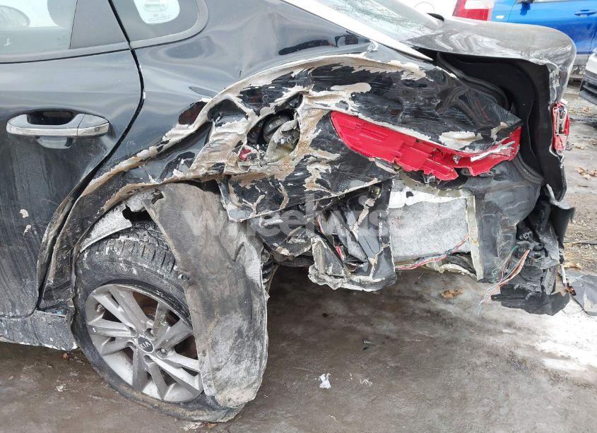 Photo 12 of 2019 Kia Optima LX (VIN 5XXGT4L3XKG305011)