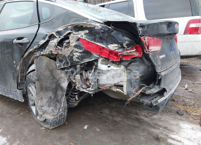 Photo 18 of 2019 Kia Optima LX (VIN 5XXGT4L3XKG305011)