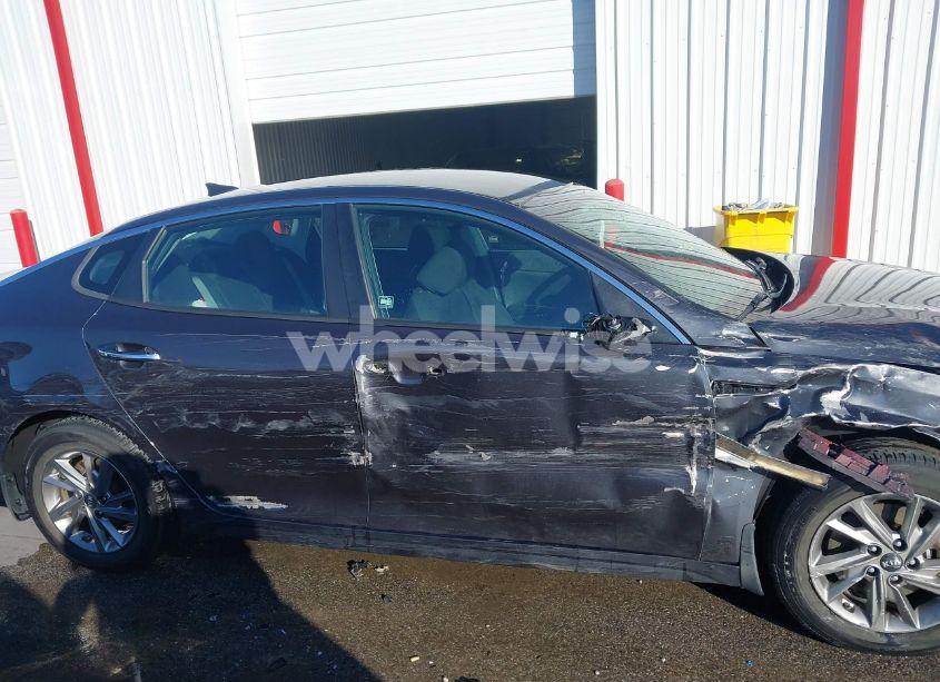 Photo 13 of 2019 Kia Optima LX (VIN 5XXGT4L3XKG305770)