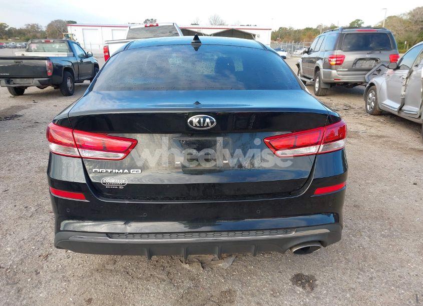 Photo 16 of 2019 Kia Optima LX (VIN 5XXGT4L3XKG307373)