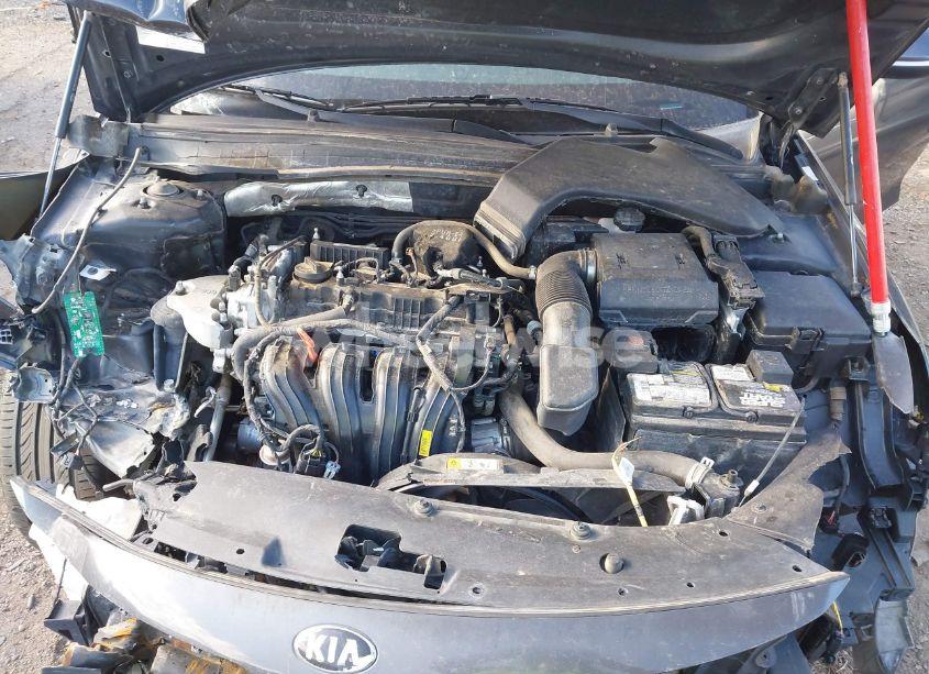 Photo 10 of 2019 Kia Optima S (VIN 5XXGT4L3XKG314968)