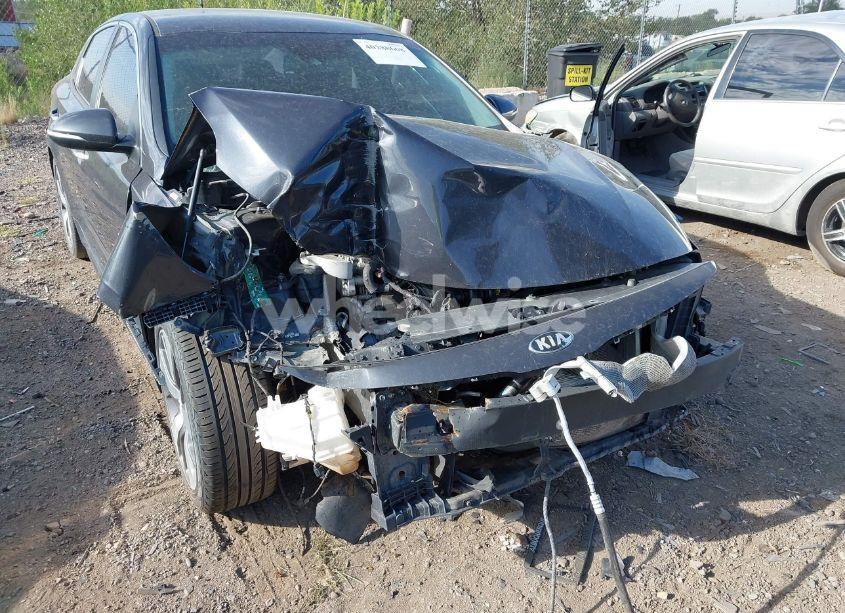 Photo 6 of 2019 Kia Optima S (VIN 5XXGT4L3XKG314968)