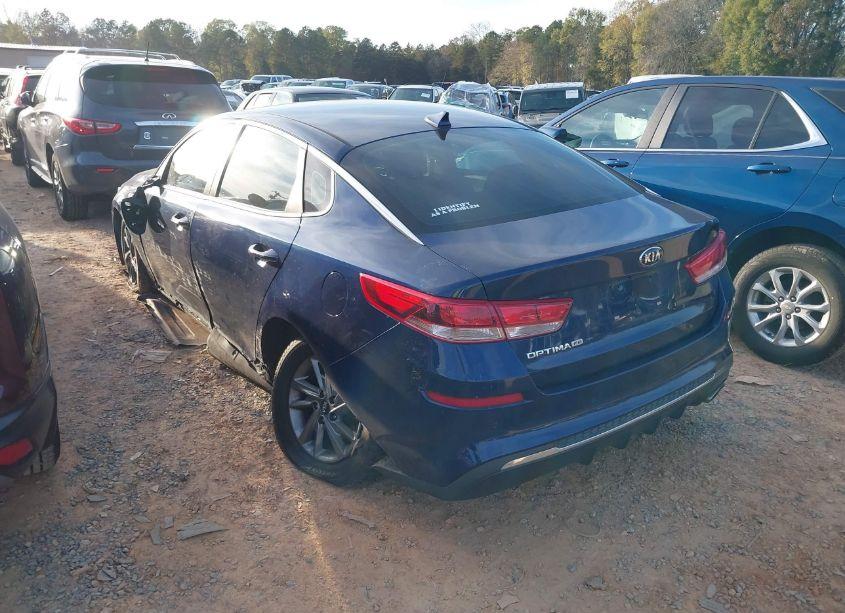 Photo 3 of 2019 Kia Optima LX (VIN 5XXGT4L3XKG326084)