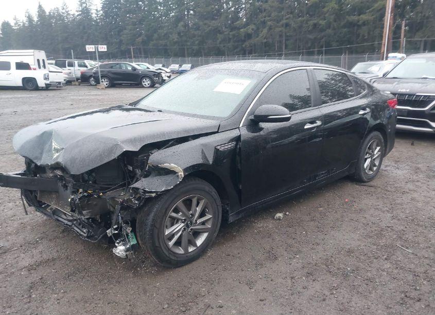 Photo 2 of 2019 Kia Optima LX (VIN 5XXGT4L3XKG336551)