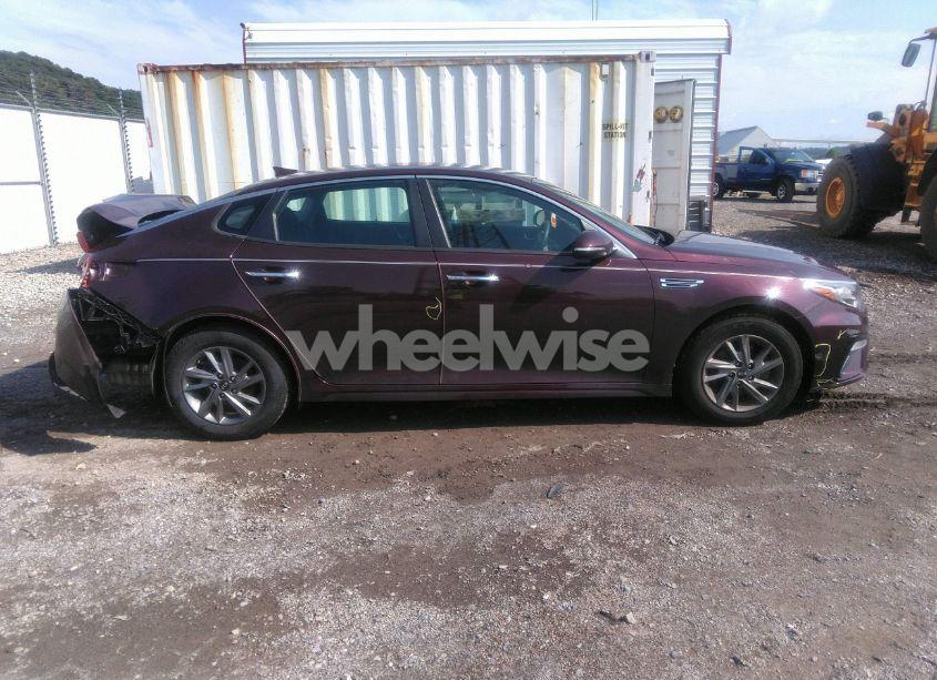 Photo 13 of 2019 Kia Optima LX (VIN 5XXGT4L3XKG343676)