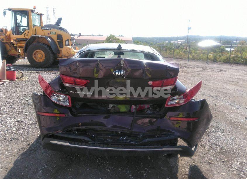 Photo 16 of 2019 Kia Optima LX (VIN 5XXGT4L3XKG343676)