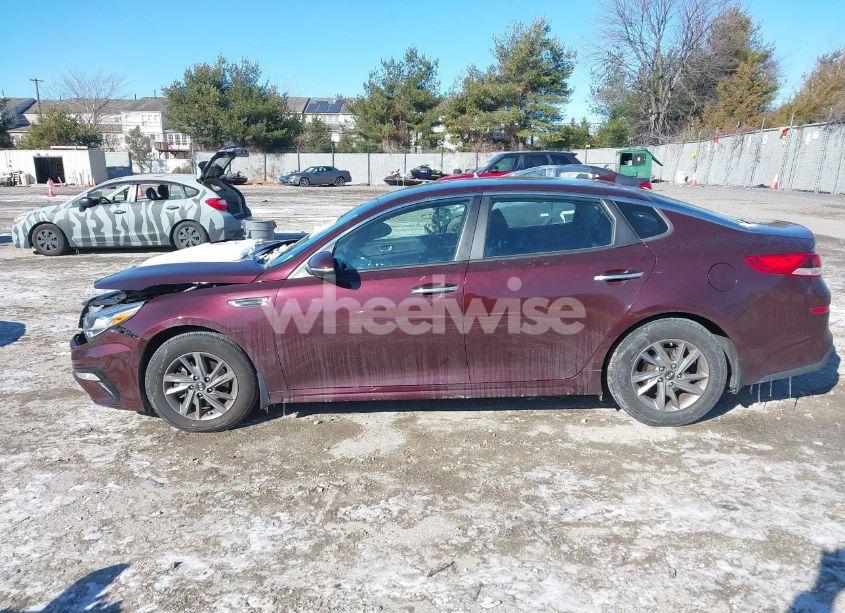 Photo 13 of 2019 Kia Optima LX (VIN 5XXGT4L3XKG345833)