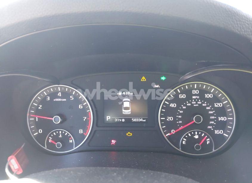 Photo 6 of 2019 Kia Optima LX (VIN 5XXGT4L3XKG345833)