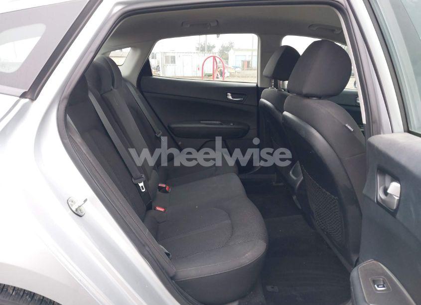 Photo 8 of 2019 Kia Optima LX (VIN 5XXGT4L3XKG357903)