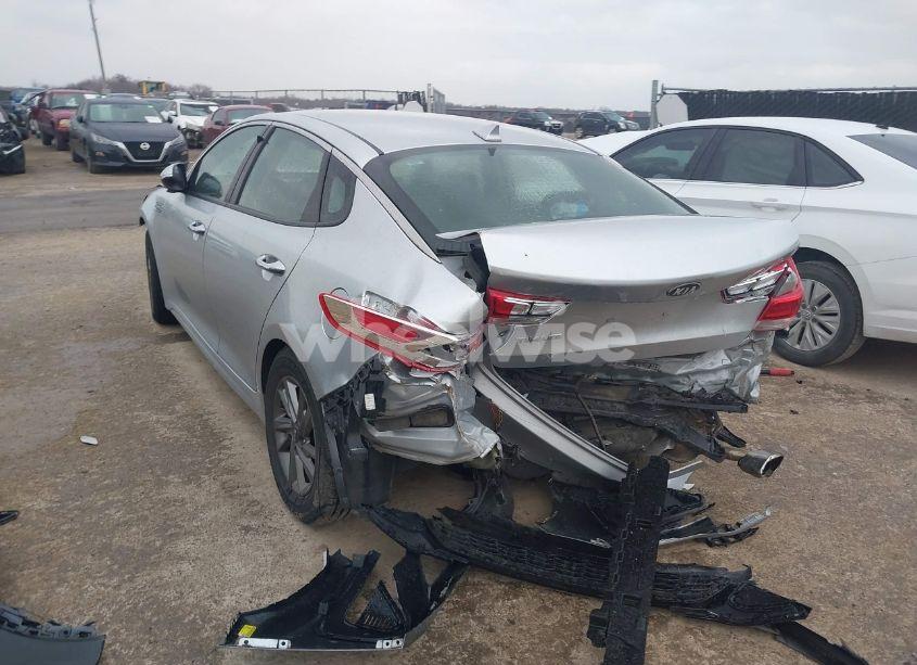 Photo 3 of 2019 Kia Optima LX (VIN 5XXGT4L3XKG359599)