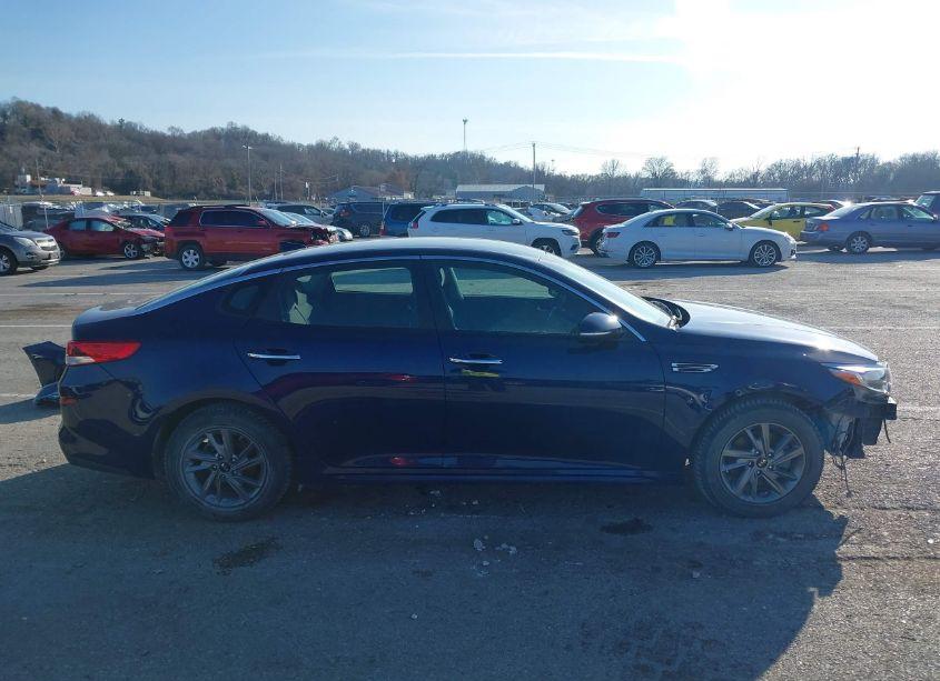 Photo 14 of 2019 Kia Optima LX (VIN 5XXGT4L3XKG361868)