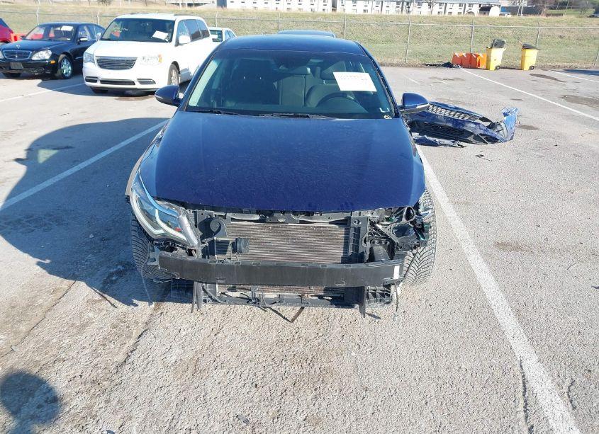 Photo 6 of 2019 Kia Optima LX (VIN 5XXGT4L3XKG361868)