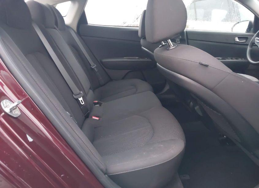 Photo 8 of 2019 Kia Optima LX (VIN 5XXGT4L3XKG363068)