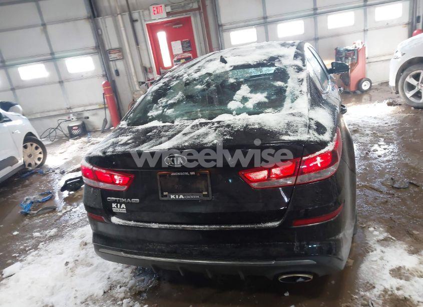 Photo 17 of 2019 Kia Optima LX (VIN 5XXGT4L3XKG363541)