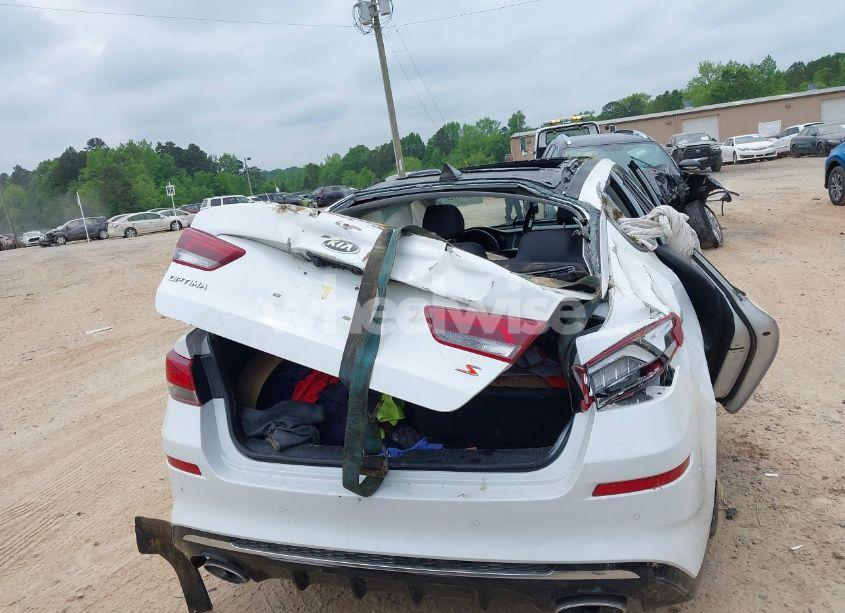 Photo 16 of 2019 Kia Optima S (VIN 5XXGT4L3XKG366276)
