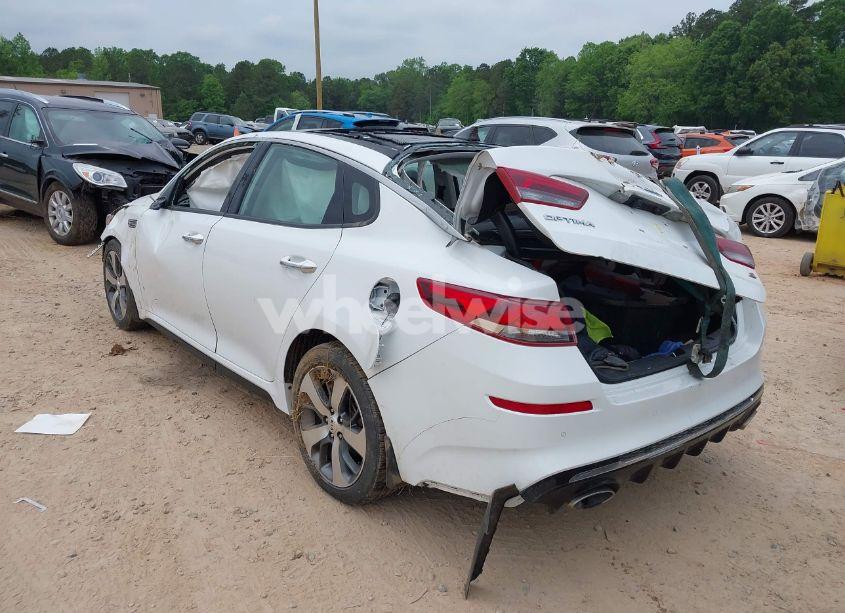 Photo 3 of 2019 Kia Optima S (VIN 5XXGT4L3XKG366276)