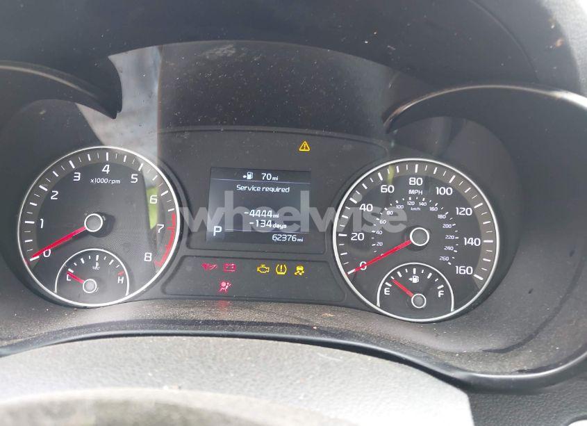 Photo 7 of 2019 Kia Optima S (VIN 5XXGT4L3XKG366276)