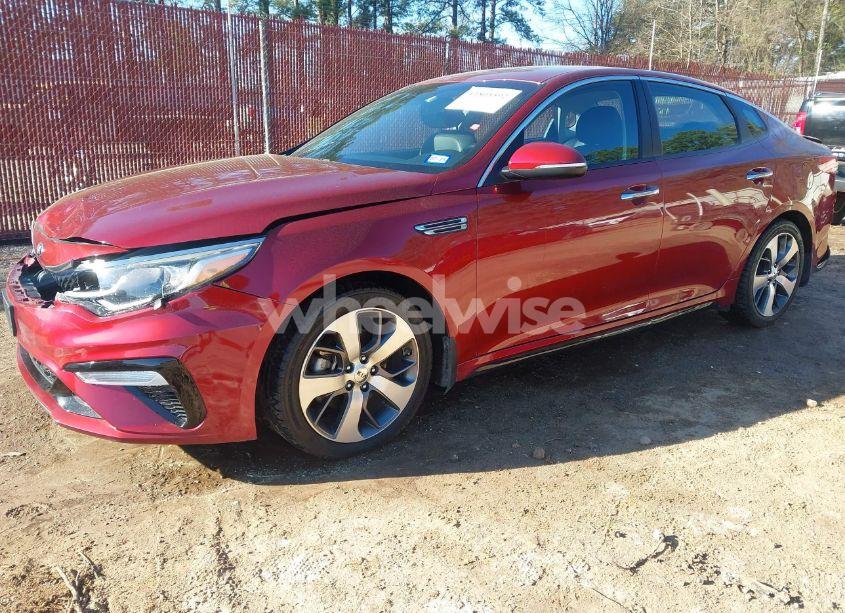 Photo 2 of 2019 Kia Optima S (VIN 5XXGT4L3XKG366522)