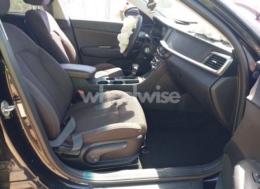 Photo 5 of 2019 Kia Optima LX (VIN 5XXGT4L3XKG367735)