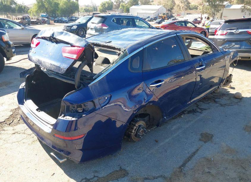 Photo 4 of 2019 Kia Optima LX (VIN 5XXGT4L3XKG371168)