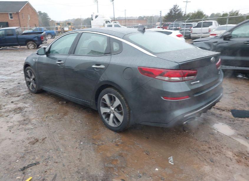 Photo 3 of 2019 Kia Optima S (VIN 5XXGT4L3XKG375950)