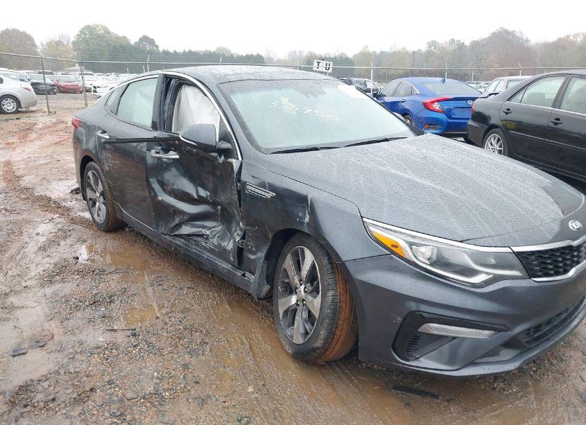 Photo 6 of 2019 Kia Optima S (VIN 5XXGT4L3XKG375950)