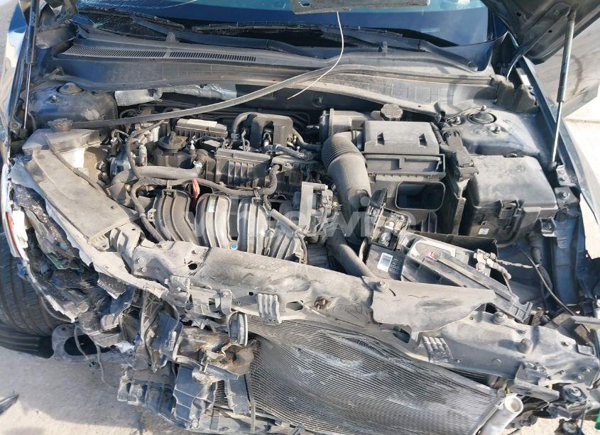 Photo 10 of 2019 Kia Optima LX (VIN 5XXGT4L3XKG376676)