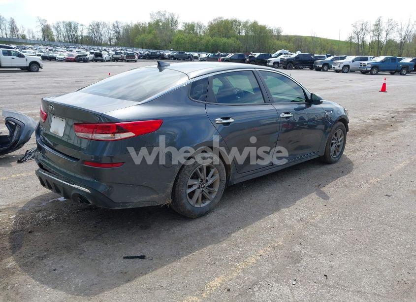 Photo 4 of 2020 Kia Optima LX (VIN 5XXGT4L3XLG384486)