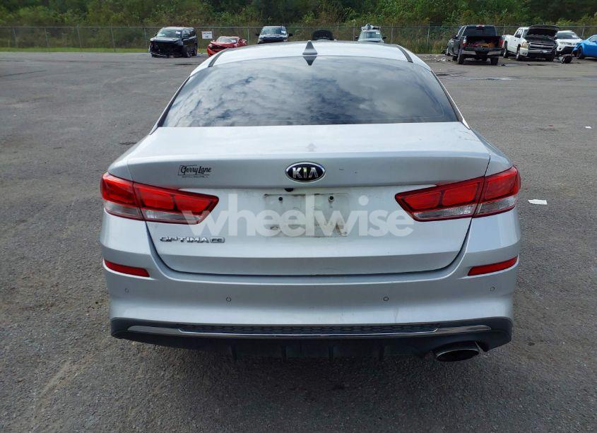 Photo 16 of 2020 Kia Optima LX (VIN 5XXGT4L3XLG388313)