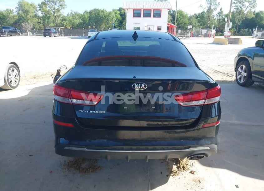 Photo 17 of 2020 Kia Optima LX (VIN 5XXGT4L3XLG388554)
