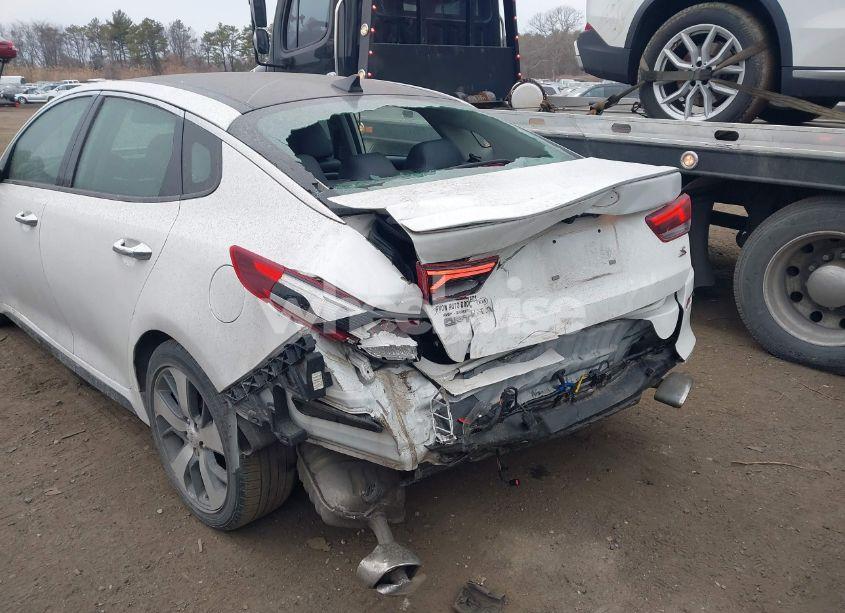 Photo 6 of 2020 Kia Optima S (VIN 5XXGT4L3XLG399313)