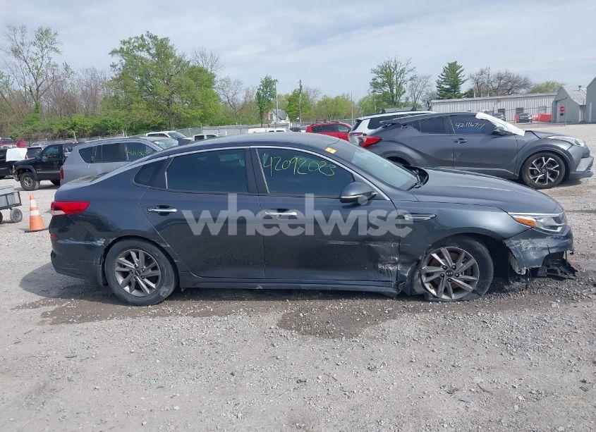 Photo 14 of 2020 Kia Optima LX (VIN 5XXGT4L3XLG399702)