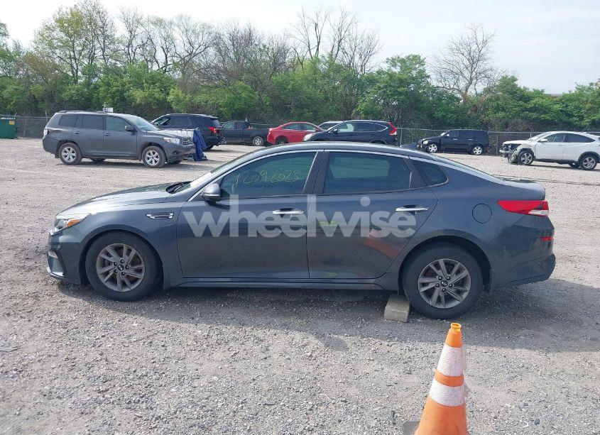 Photo 15 of 2020 Kia Optima LX (VIN 5XXGT4L3XLG399702)