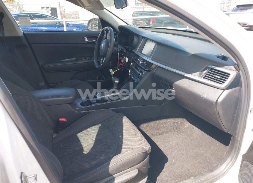 Photo 5 of 2020 Kia Optima LX (VIN 5XXGT4L3XLG404347)