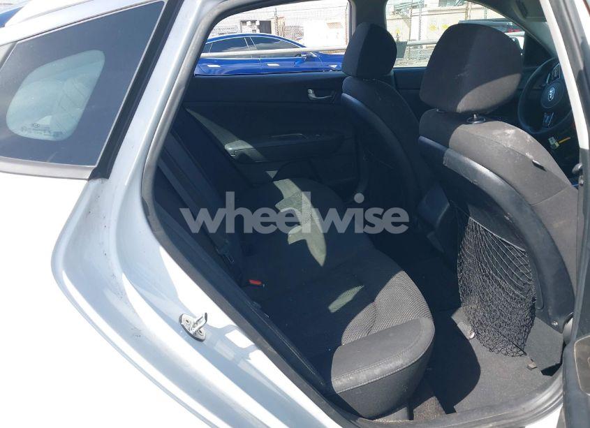 Photo 8 of 2020 Kia Optima LX (VIN 5XXGT4L3XLG404347)