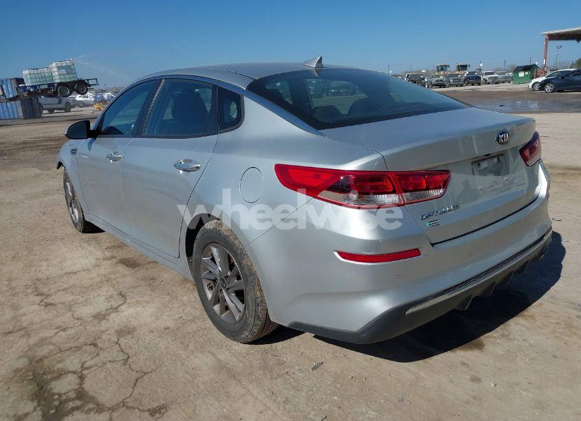 Photo 3 of 2020 Kia Optima LX (VIN 5XXGT4L3XLG423996)