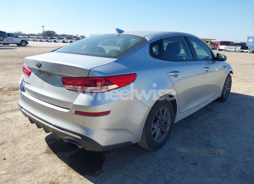 Photo 4 of 2020 Kia Optima LX (VIN 5XXGT4L3XLG423996)