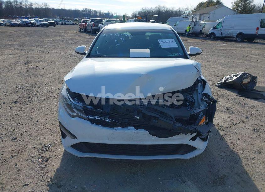 Photo 12 of 2020 Kia Optima LX (VIN 5XXGT4L3XLG424520)