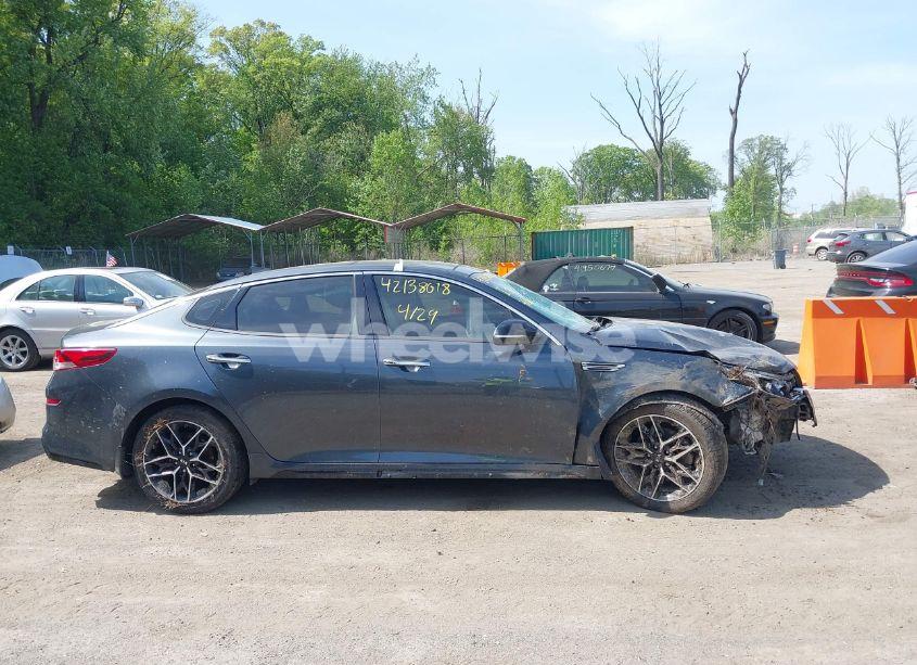 Photo 13 of 2020 Kia Optima SE (VIN 5XXGT4L3XLG429779)