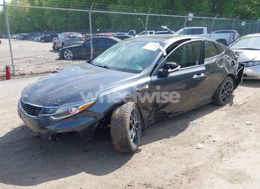 Photo 2 of 2020 Kia Optima SE (VIN 5XXGT4L3XLG429779)