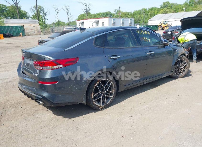 Photo 4 of 2020 Kia Optima SE (VIN 5XXGT4L3XLG429779)