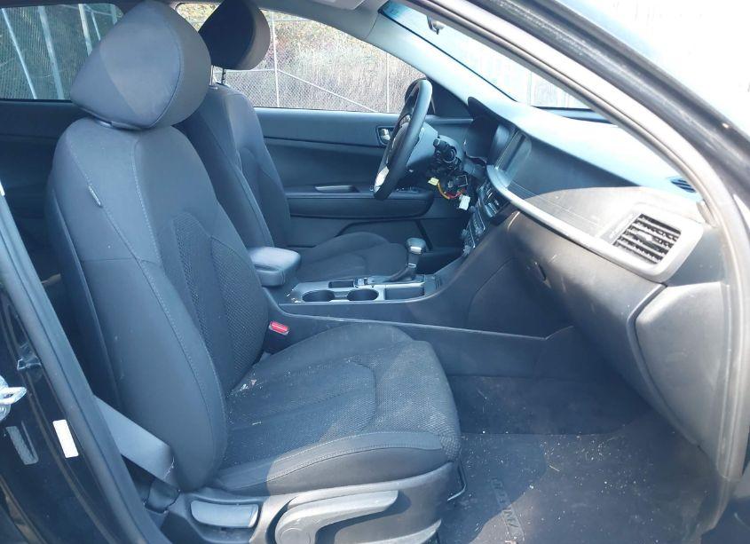 Photo 5 of 2020 Kia Optima LX (VIN 5XXGT4L3XLG431757)