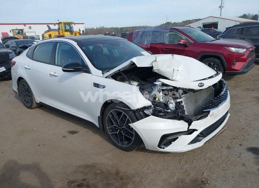 2020 Kia Optima SE (VIN 5XXGT4L3XLG440605) main photo