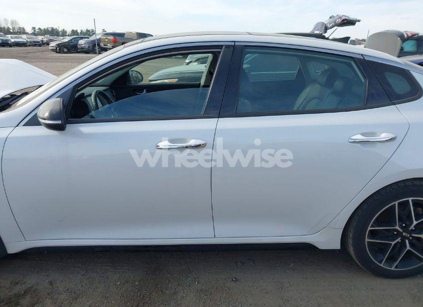 Photo 14 of 2020 Kia Optima SE (VIN 5XXGT4L3XLG440605)