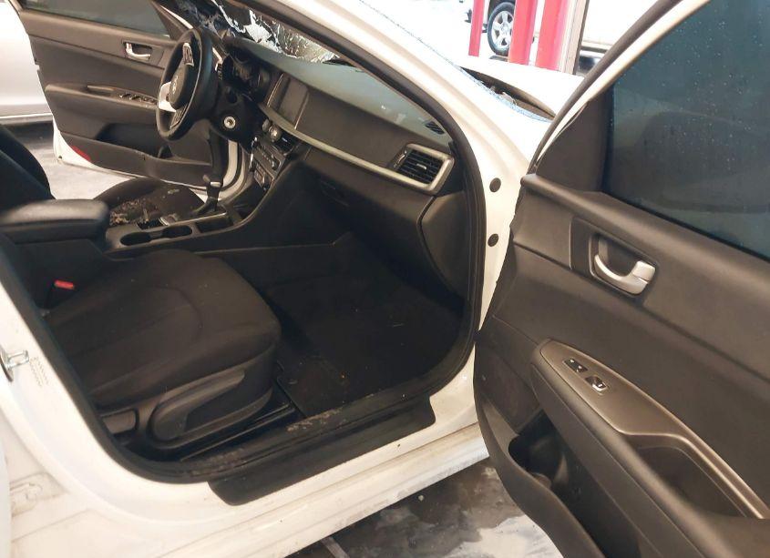 Photo 5 of 2020 Kia Optima LX (VIN 5XXGT4L3XLG449465)