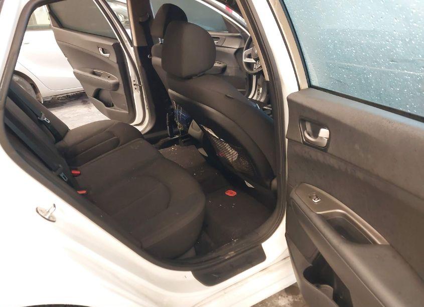 Photo 8 of 2020 Kia Optima LX (VIN 5XXGT4L3XLG449465)