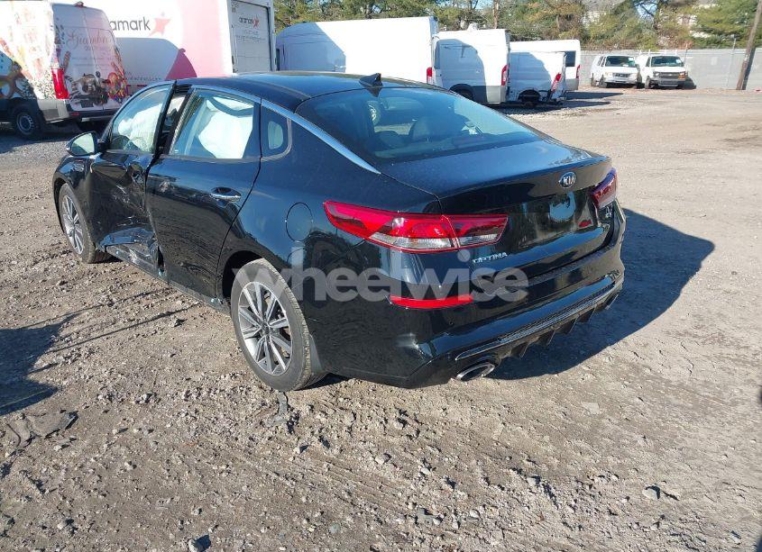 Photo 3 of 2019 Kia Optima EX (VIN 5XXGU4L10KG371014)