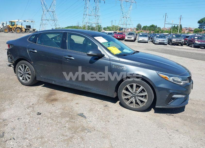 2020 Kia Optima EX (VIN 5XXGU4L10LG396366) main photo