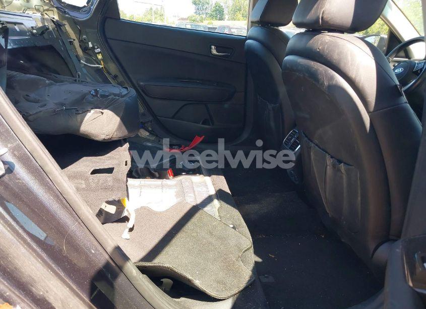 Photo 8 of 2020 Kia Optima EX (VIN 5XXGU4L10LG396366)